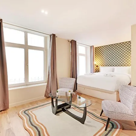 Superb 4 People Center Of Apartment